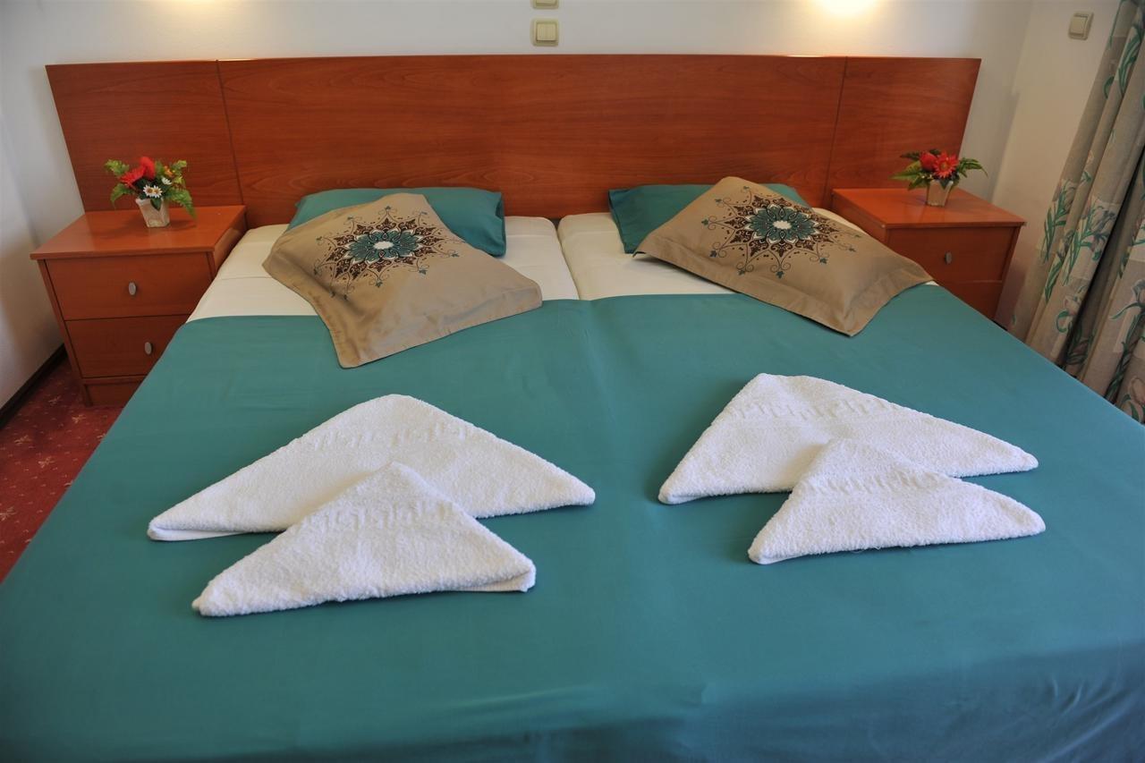 Heleni Hotel 2*