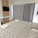 Heleni Beach Hotel