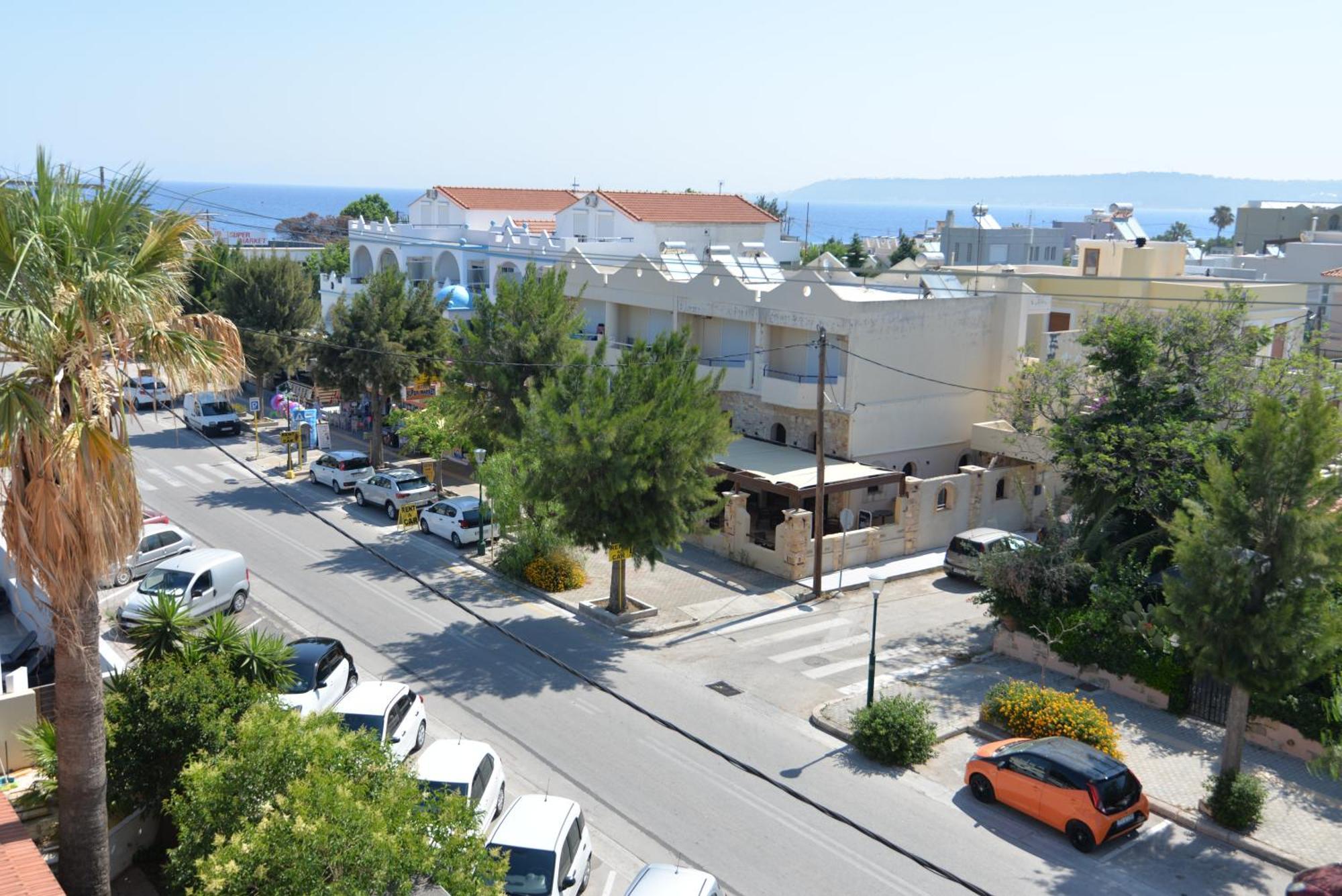 Heleni Hotel 2*